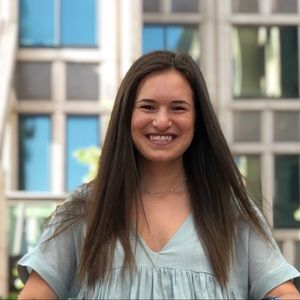 Meet your Posher, Caila